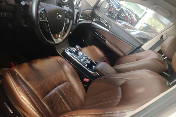 Used BYD Tang New Energy 2015 2.0T Four-Wheel-Drive Flagship Model