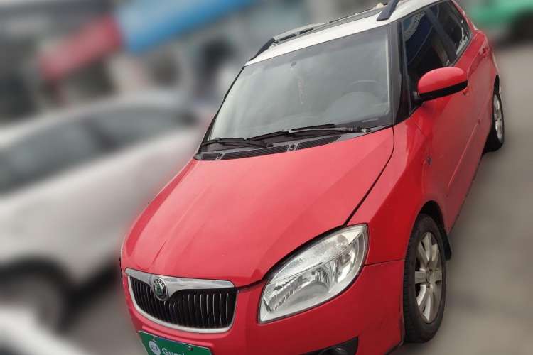 Used Skoda Fabia 2009 1.6L Automatic Crystal Edition
