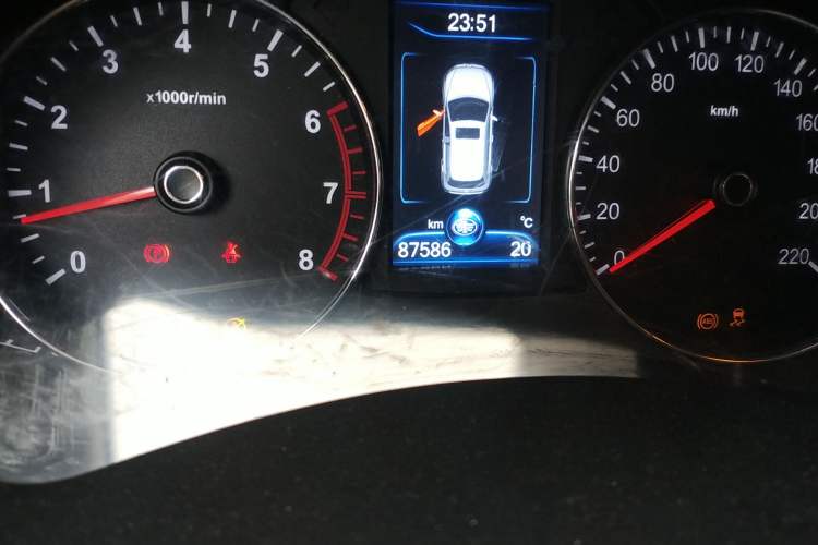 Used FAW Senya R7 2016 1.6L Manual Luxury Version