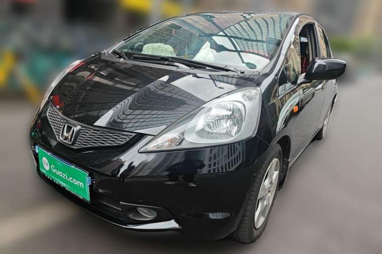 Used Honda Fit 2008 1.5L manual luxury version
