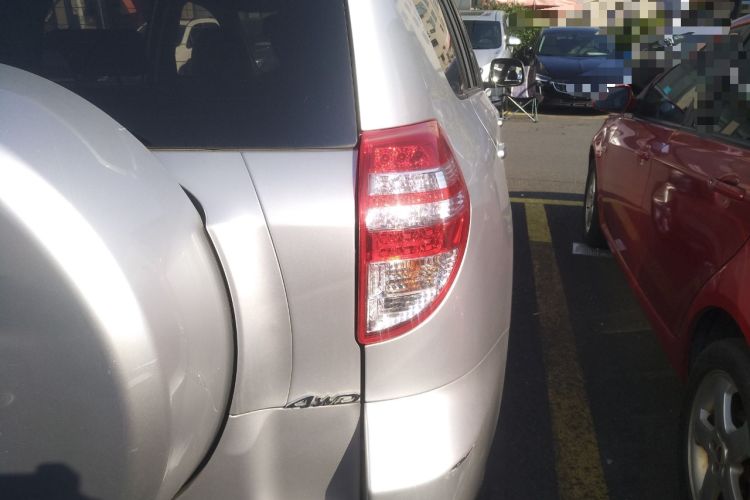 Used Toyota RAV4 2011 2.0L Manual Classic Edition