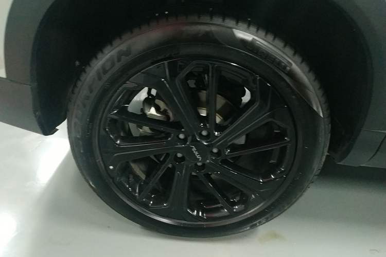 Used Dongfeng Aeolus Huge 2022 Mach Dual-Motor 1.5T MHD Dare-to-Dream Edition
