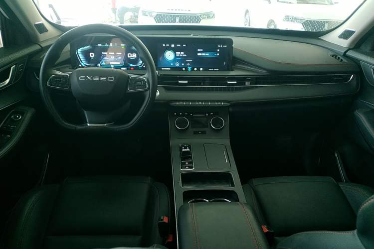 Used EXEED Zhuifeng 2022 Chasing the Waves Edition 1.5T CVT Good Things Peanut Edition