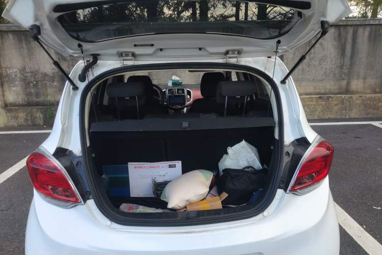 Used Changan Benni EV 2017 Pure Electric 210 km Fashion Edition
