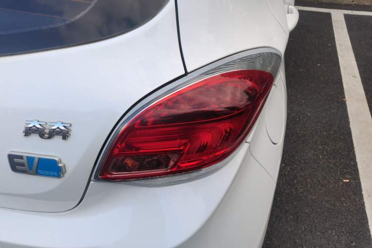 Used Changan Benni EV 2017 Pure Electric 210 km Fashion Edition
