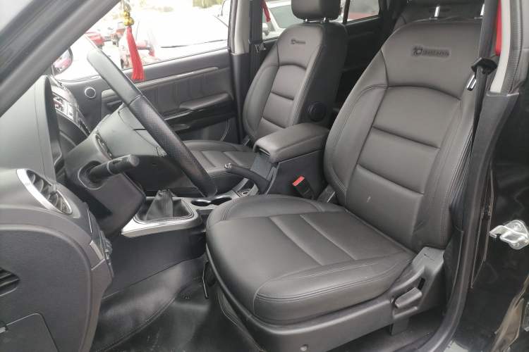 Used Haval H5 Classic 2016 Classic Edition 2.0T Manual Two-Wheel Drive Elite Model
