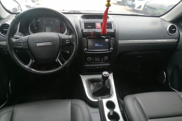 Used Haval H5 Classic 2016 Classic Edition 2.0T Manual Two-Wheel Drive Elite Model
