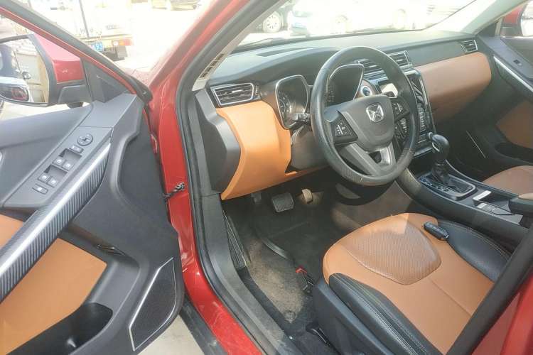 Used JMC Yusheng S330 2016 1.5L GTDi Automatic Two-Wheel Drive Prestige Edition