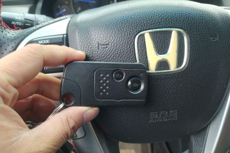 Used Honda Crosstour 2012 2.4L Luxury Edition
