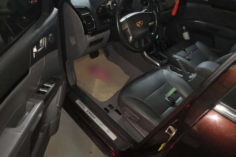 Used Geely Auto Classic Emgrand 2012 Hatchback 1.8L CVT Luxury Model
