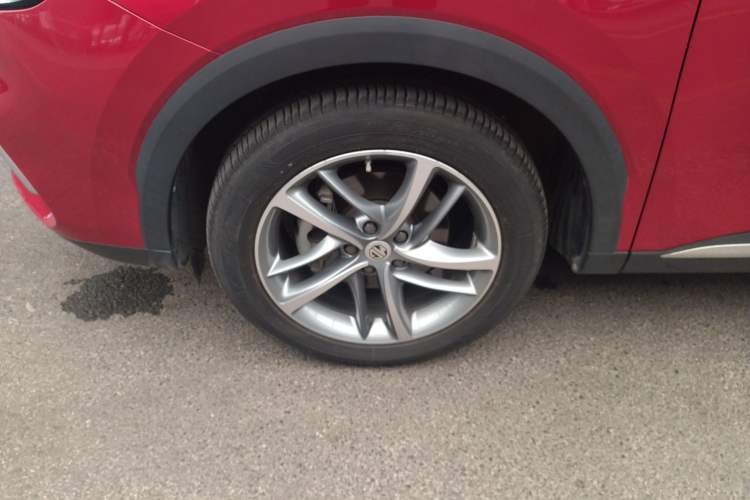 Used MG HS 2018 20T Automatic Two-Wheel Drive Hormone Passion Edition China V Standard
