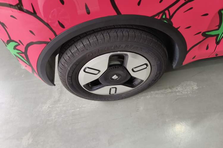 Used Baojun KiWi EV 2021 Artist Model Lithium Iron Phosphate
