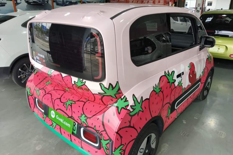 Used Baojun KiWi EV 2021 Artist Model Lithium Iron Phosphate
