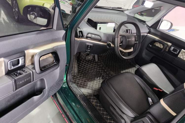 Used Baojun KiWi EV 2021 Artist Model Lithium Iron Phosphate
