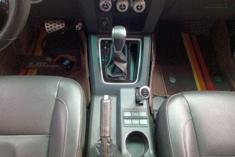 Used BAIC Off-Road BJ40 2016 40L 2.3T Automatic All-Wheel Drive Premium Edition
