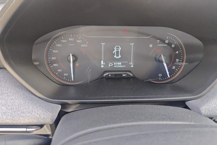 Used Wuling Alvez 2022 1.5L CVT Comfort Edition