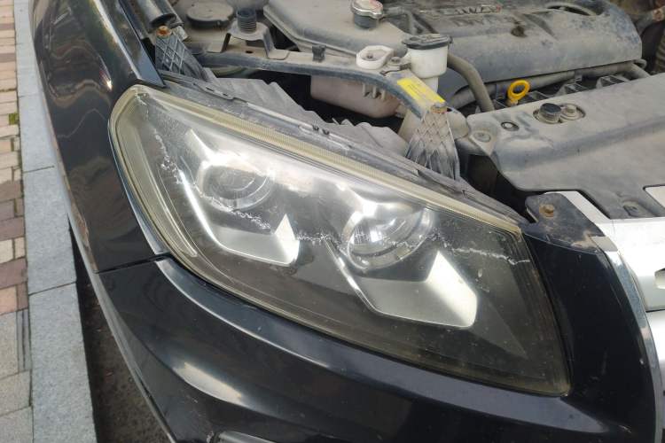 Used Yema T70 2015 1.8L Manual Luxury Model
