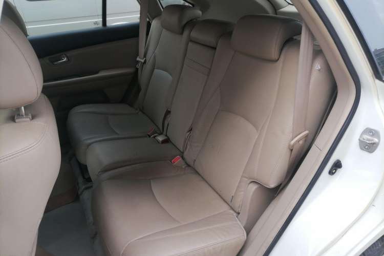 Used BYD S6 2011 2.4L Automatic Luxury Edition
