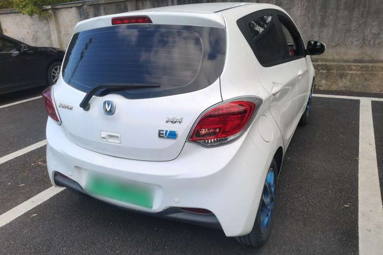 Used Changan Benni EV 2017 Pure Electric 210 km Fashion Edition
