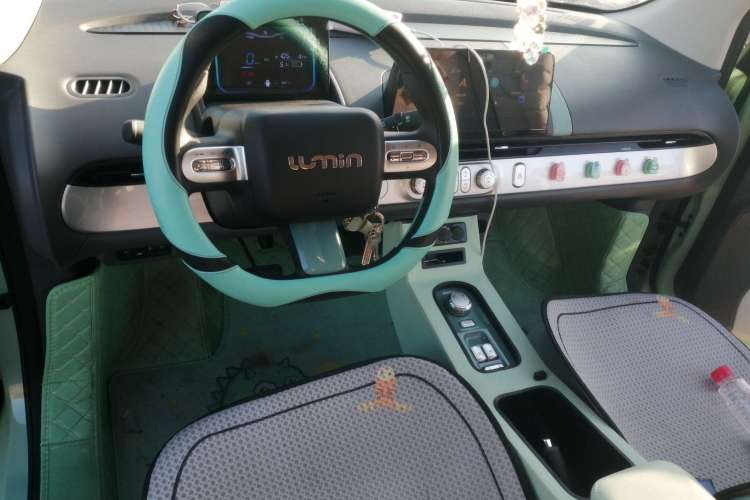 Used CHANGAN Lumin 2022 210km Sweet Edition
