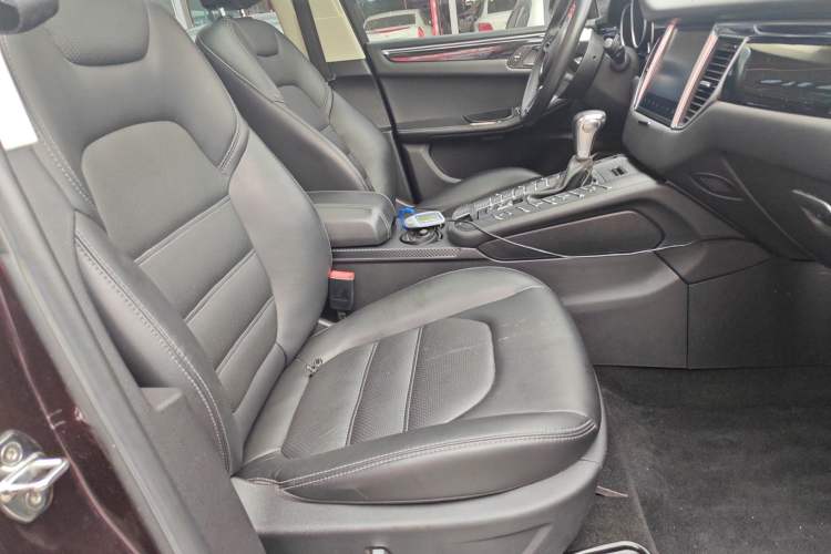 Used Zotye SR9 2017 2.0T Automatic Ultimate Edition
