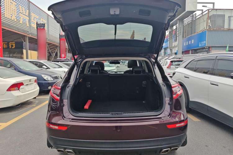 Used Zotye SR9 2017 2.0T Automatic Ultimate Edition
