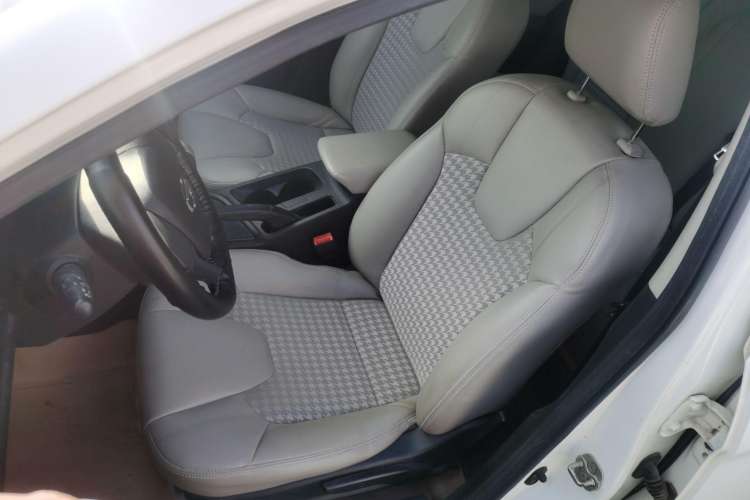 Used GAC Trumpchi GA3S Vision 2014 1.6L Manual Elite Edition