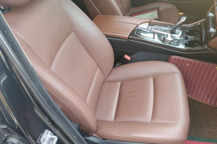 Used BMW 5 Series 2014 525Li Leading Model