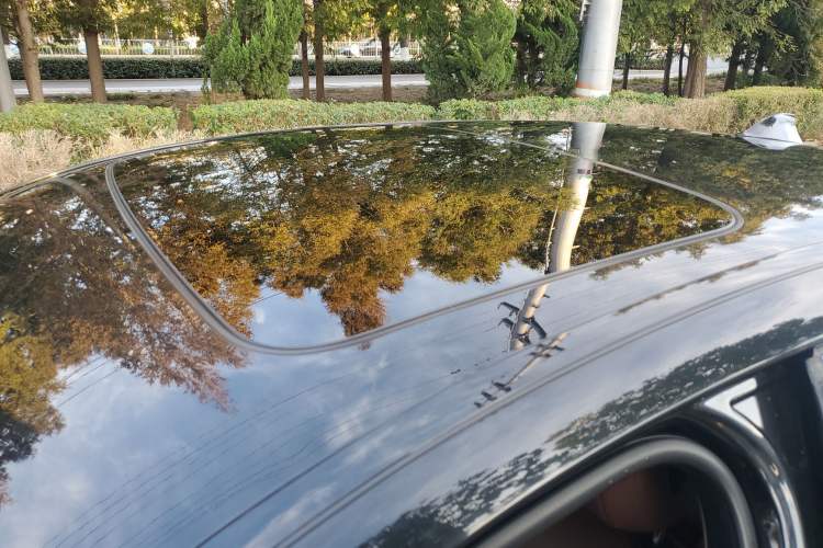 Used BMW 5 Series 2014 525Li Leading Model