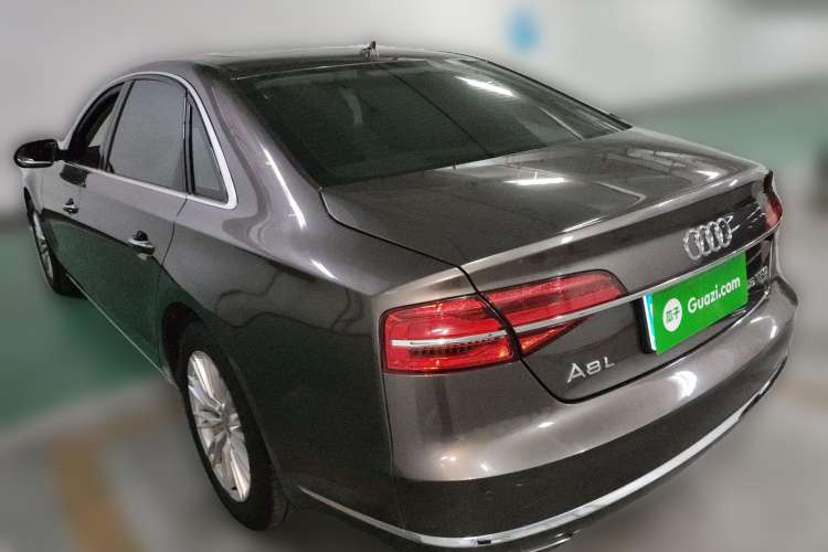 Used Audi A8 2014 A8L 45 TFSI quattro Comfort model
