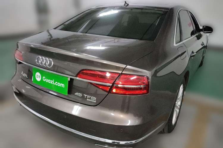 Used Audi A8 2014 A8L 45 TFSI quattro Comfort model

