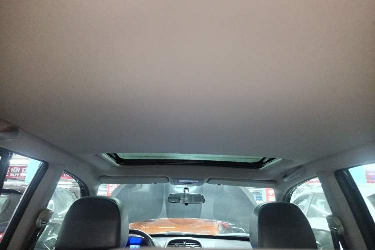 Used Chery Tiggo 3 2015 1.6L Manual Zhishang Commemorative Edition
