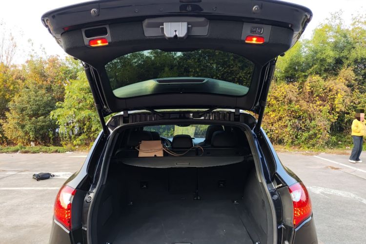 Used Porsche Cayenne 2014 Cayenne Platinum Edition 3.0T
