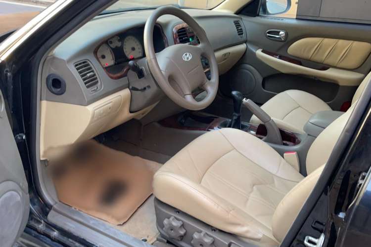 Used Hyundai MoInca 2009 1.8L Manual Luxury Edition GL