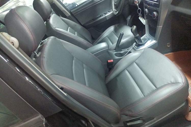 Used Chery Tiggo 3 2015 1.6L Manual Zhishang Commemorative Edition
