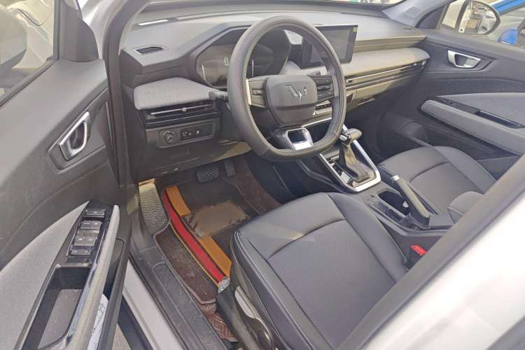 Used Wuling Alvez 2022 1.5L CVT Comfort Edition