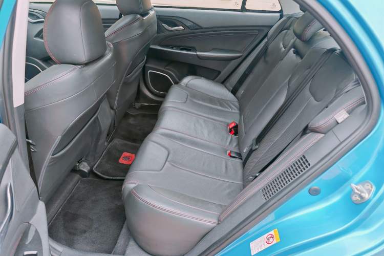 Used BYD Qin New Energy 2014 1.5T Cool Black Knight Flagship Model
