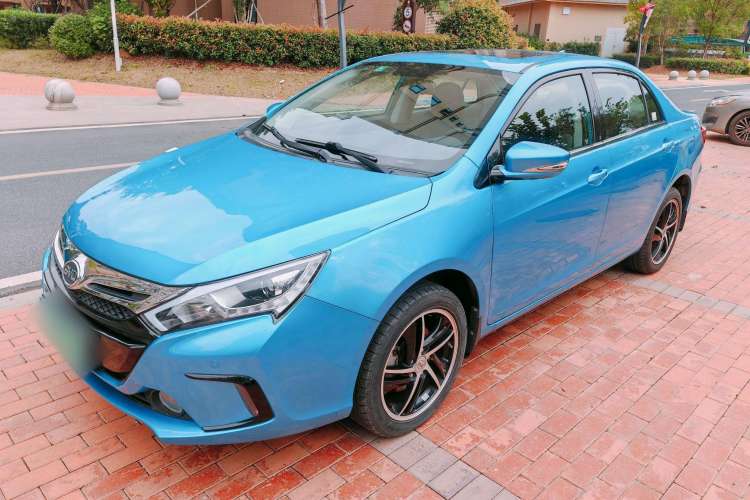 Used BYD Qin New Energy 2014 1.5T Cool Black Knight Flagship Model