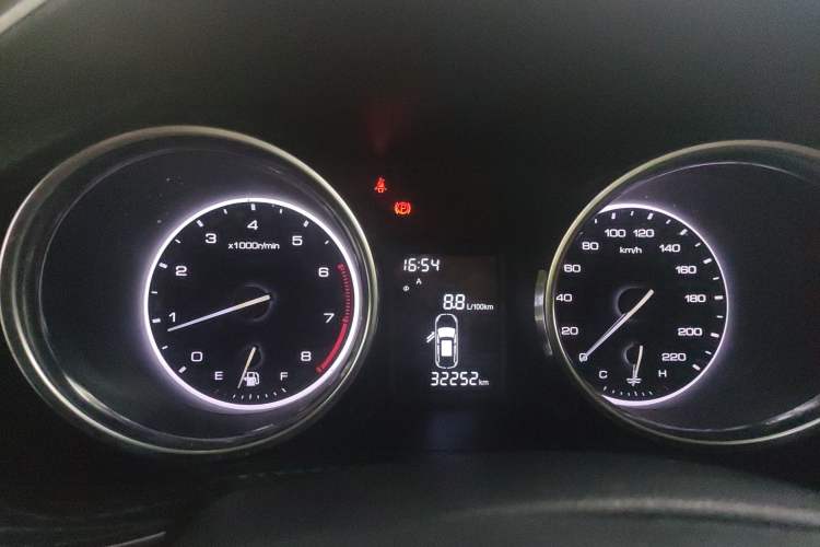 Used Zotye T300 2017 1.5L Manual Luxury Model