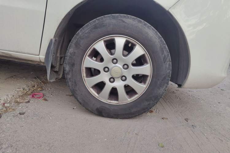 Used JAC M3 2018 1.6L Express Edition 7-Seater Right Front Wheel Hub
