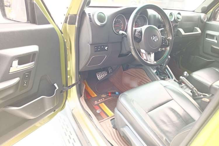 Used BAIC Off-Road BJ40 2016 40L 2.3T Automatic All-Wheel Drive Premium Edition
