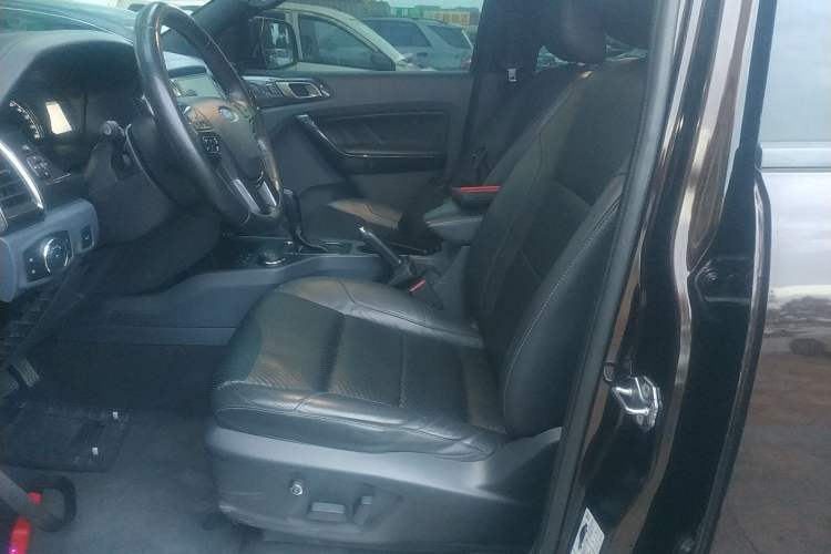 Used Ford Everest 2016 2.0T Gasoline Automatic 4x4 Flagship Edition