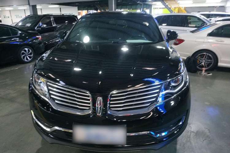 Used Lincoln MKX 2017 2.0T Two-Wheel Drive Deluxe Edition