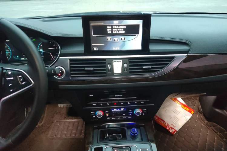 Used Zotye Z700 2018 Z700H 1.8T DCT Prestige Model
