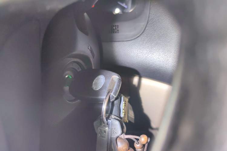 Used BYD F6 2009 New Wealth Edition 2.0L Manual Comfort Model