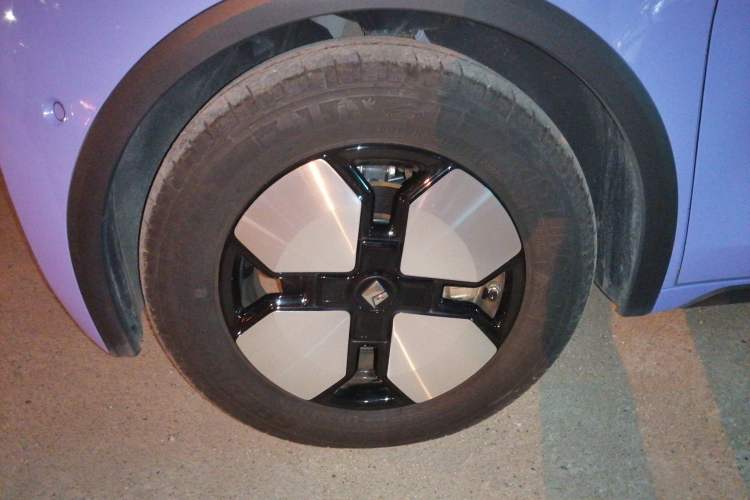 Used Baojun KiWi EV 2023 DJI Edition Lithium Iron Phosphate