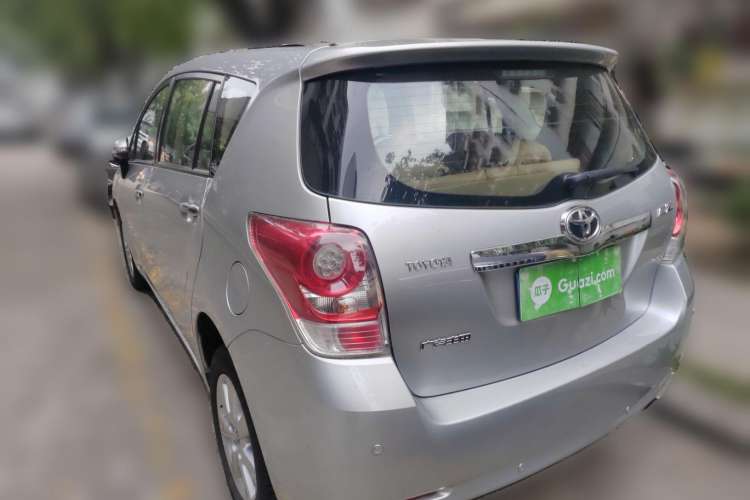 Used Toyota Verso 2014 Starlight 180E CVT Elite Multi-Function Edition