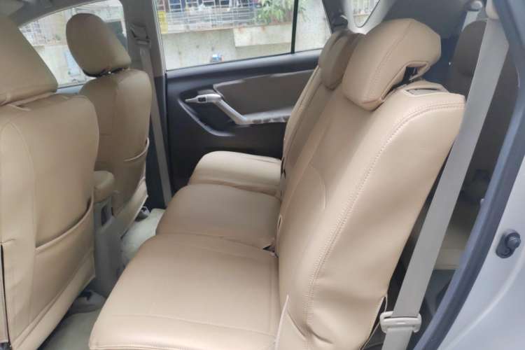 Used Toyota Verso 2014 Starlight 180E CVT Elite Multi-Function Edition