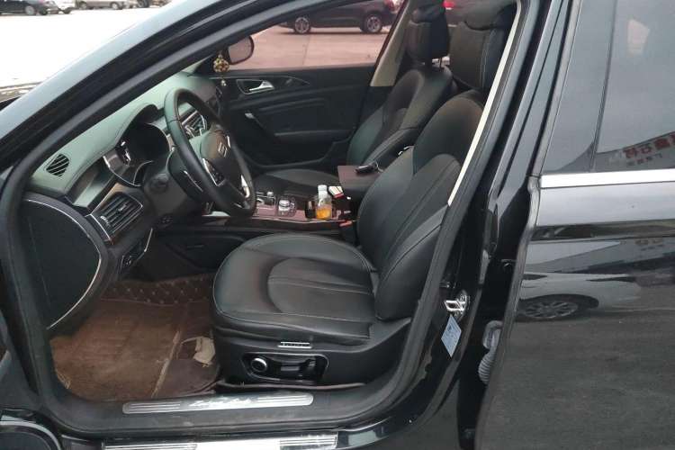 Used Zotye Z700 2018 Z700H 1.8T DCT Prestige Model
