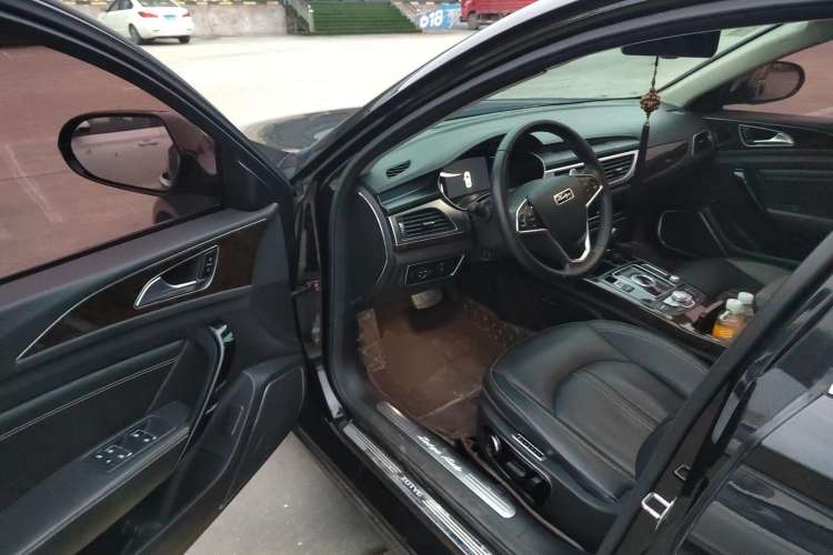 Used Zotye Z700 2018 Z700H 1.8T DCT Prestige Model
